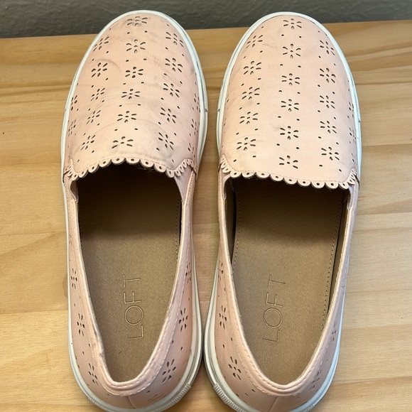 NEW LOFT Pink Slip On Sneaker Size 8M - Picture 2 of 4